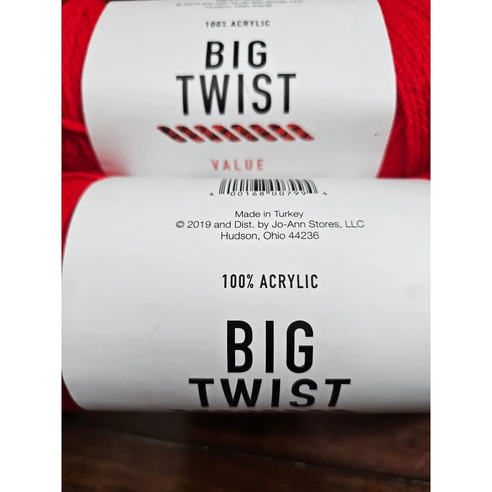 Big Twist Value Yarn Varsity Red 100 Acrylic 380 Yds 6 Oz Lot 642540‎
